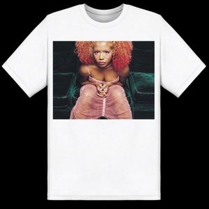 Kelis graphic tee. 💕